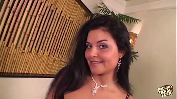 Big ass Tamiry gets her mouth and ass destroyed by two massive cocks