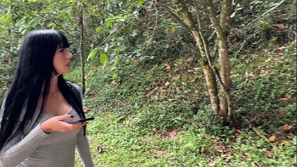 Colombian MILF invites us to eat in exchange for fucking her ass hard