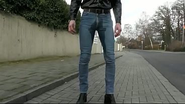 walking through the streets with jeans full of piss