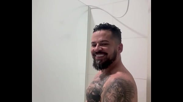 Venha tomar banho comigo