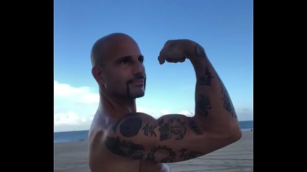 BEACHBODY PORNSTAR MAXXX LOADZ