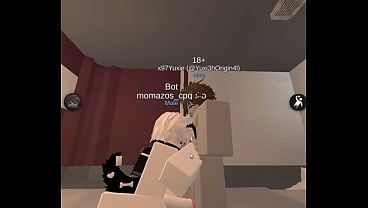 Fudendo a gargante de um femboy no roblox