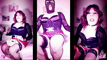 Crossdresser Fetish Lady - With or without mask?