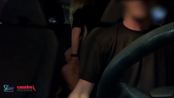 Fiz meu marido de Uber e aproveitei a viagem com o amigo