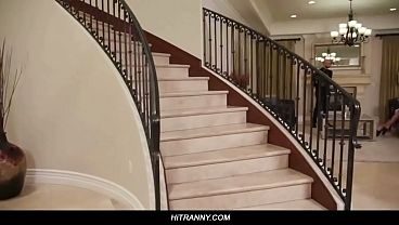 Wealthy Woman Invites a Hookup While Bodyguard Keeps Watch