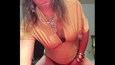 Busty Sissy Cumming
