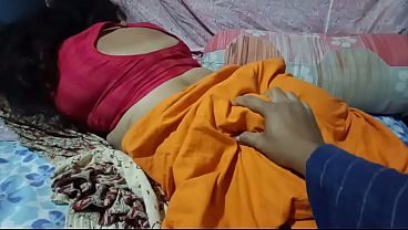 Desi Bhabi Enjoy the Ass Massage in won bedroom