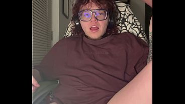 Thick Boypussy Gets Swollen and Wet