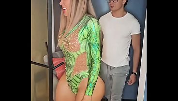 USA MI BOCA PARA FOLLARLA CON SU GRAN VERGA