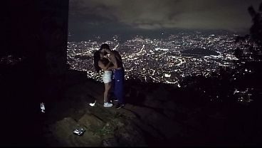REAL AMATEUR - My thirsty neighbor wanted it riskier: Outdoor sex overlooking the city