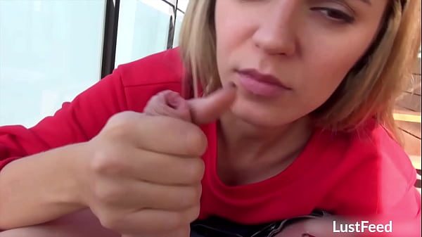 Fucking a jaw-dropping blondie - Mary Kalisy