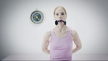 Mature model from Austria gets anal creampie