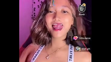 Nicollleee bigo live