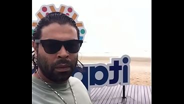 Ator pornô em Itapema.