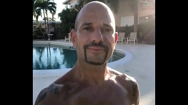 THE BEACH BODY PORNSTAR MAXXX LOADZ