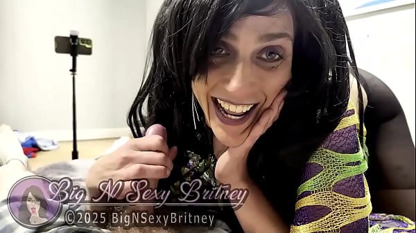 Big N Sexy Britney - The Southern Belle BJ Queen - “Mardi Gras” - 3-Minute Video - AMAZING Blowjob, Deepthroat, Fucking, Anal, AND Facial!