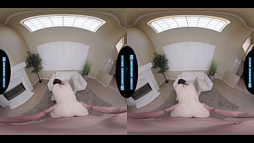 LETHAL HARDCORE VR - Little Euro Spinner Seduces You into Intimate VR Fuck