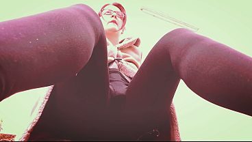 PUBLIC THRILL: Nicoletta’s Incredible Secret Under Her Pants in the Park