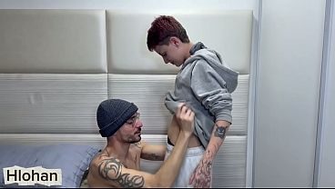 meu amigo me fode gostoso até me encher de porra