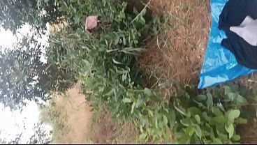 "Uma aventura inesperada com uma milf bbw madura num cenário natura ao ar livre Veja como tudo aconteceu."