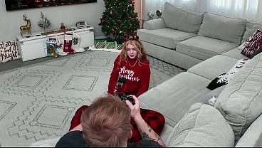 Quiet Hot Blonde Gets A Festive Fuck BTS - Penelope Snaps