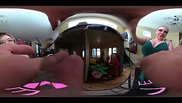 VR 360 POV Starving Giantesses Pillage & Raid