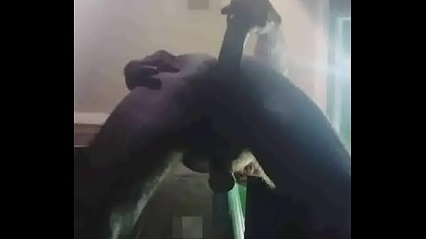 Sigiloso do Laranjal- São Gonçalo RJ- Aliviando o Tesao Acumulado do Cuzinho.