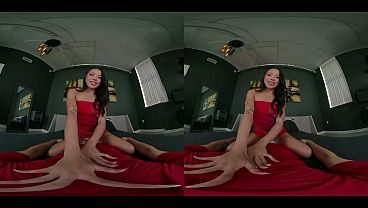 Hot Asian: Vivienne Vo