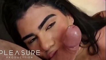 Impossível nao gozar com essa boca de veludo