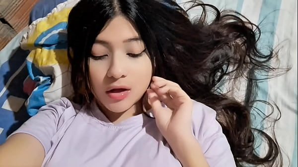 Masturbación casera de una chica latina hermosa