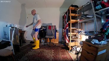 Blaue Shorts   goileglatze