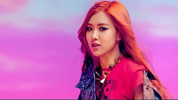 BLACKPINK - 'BOOMBAYAH' M/V