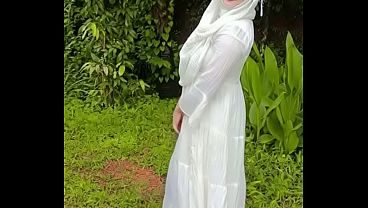 Flaunting my hijabi ass outdoor