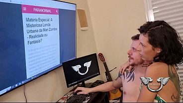 PREVIA- Especial de Hallowen - casal invoca um demonio e acabam transando com ela