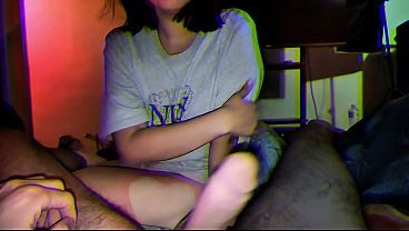Mature flashes dick to stepdaughter and she reacts like this