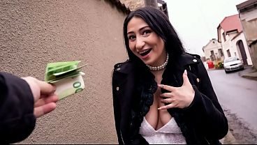 Vacationing French Babe Earns Her Cash with a Wild Ride