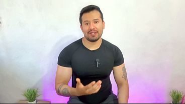 El Daddy de su mejor amigo le rellena el culo con su vergota gruesa a joven twink tragon! Relato sexual