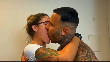 Vizinha Pediu Açúcar e Levou Rola Grossa no Cu - Rangel Carlos & Tatuado