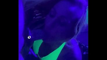 Sexy mom gets fucked by stepsons friend