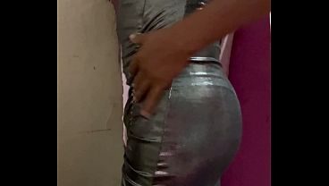 Lista para encuentro con un macho