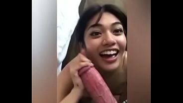 Give me your cock baby, let me suck you !