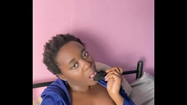 My First EVER Nude Mukbang - Alliyah Alecia