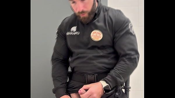 En el trabajo pajeandome