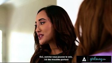 GIRLSWAY - Petite Redhead Myra Moans Seduces Busty Neighbor MILF Chloe Amour - FRENCH SUBTITLES