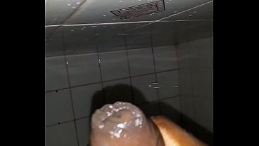 Jerking off S10 E1