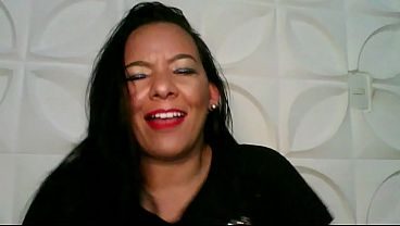 LOLA DANÇANDO