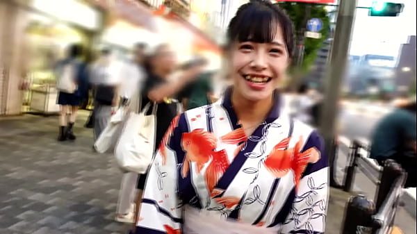 パート1【ガチ恋100％コンカフェ嬢】キュルキュルお目目とスレンダーボディでおじさんを刈りまくる小動物系美女登場！