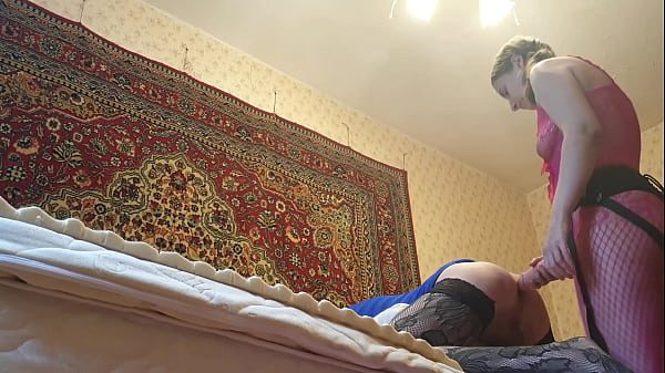Girl fuck with a fuck strap on man homemade amateur