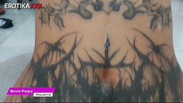 Bruna Poppy - Oral Total - Por tras das câmeras - Primeira cena para a EROTIKAXXX - Cena completa no RED