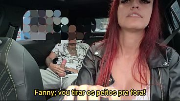 Motorista de APP safada dirige com peitos de fora!